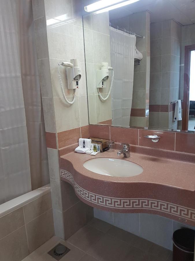 Platinum Hotel Apartments 아부다비 외부 사진